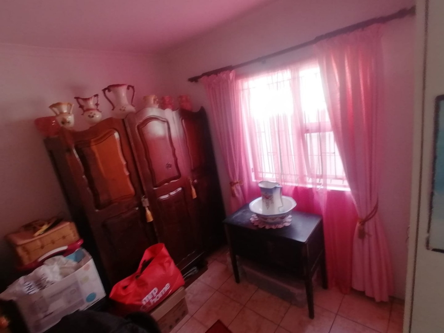  Bedroom Property for Sale in Bernadino Heights Western Cape